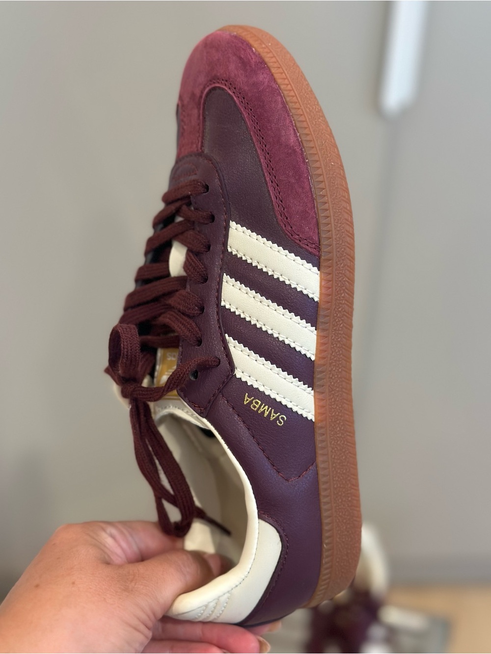 adidas Women's Maroon and White Classic Samba Sneakers - Picture 3 of 12